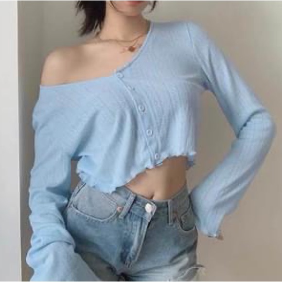 Baby blue cardigan - Picture 2 of 2